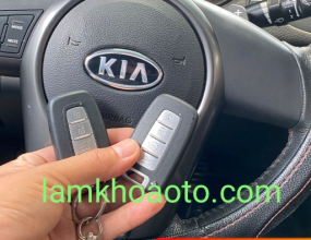 Làm khoá xe Kia Forte 